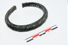 Foto von Bronzearmreif (NHMW-PRAE-026366)